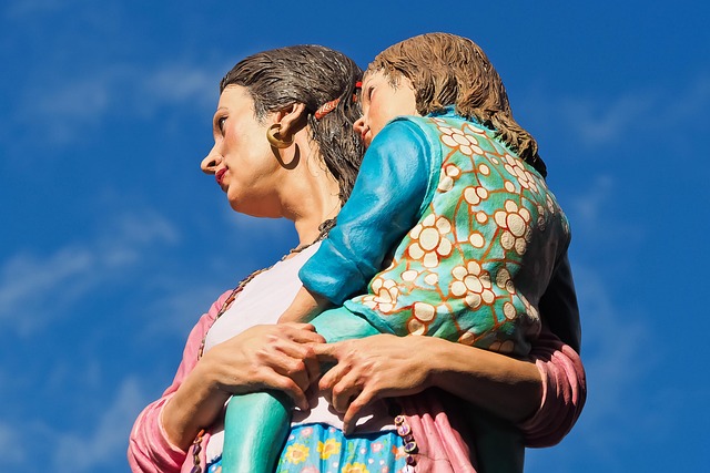 Modern floral art installation in a minimalist setting.